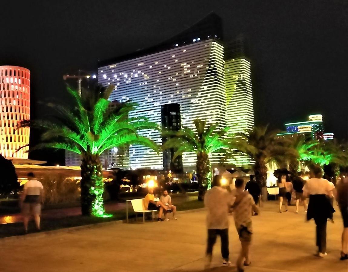 באטומי Orbi City Sun Tower 43 Floor מראה חיצוני תמונה