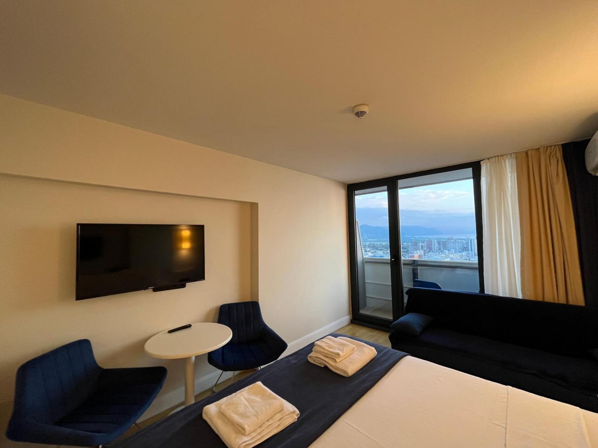 באטומי Orbi City Sun Tower 43 Floor מראה חיצוני תמונה