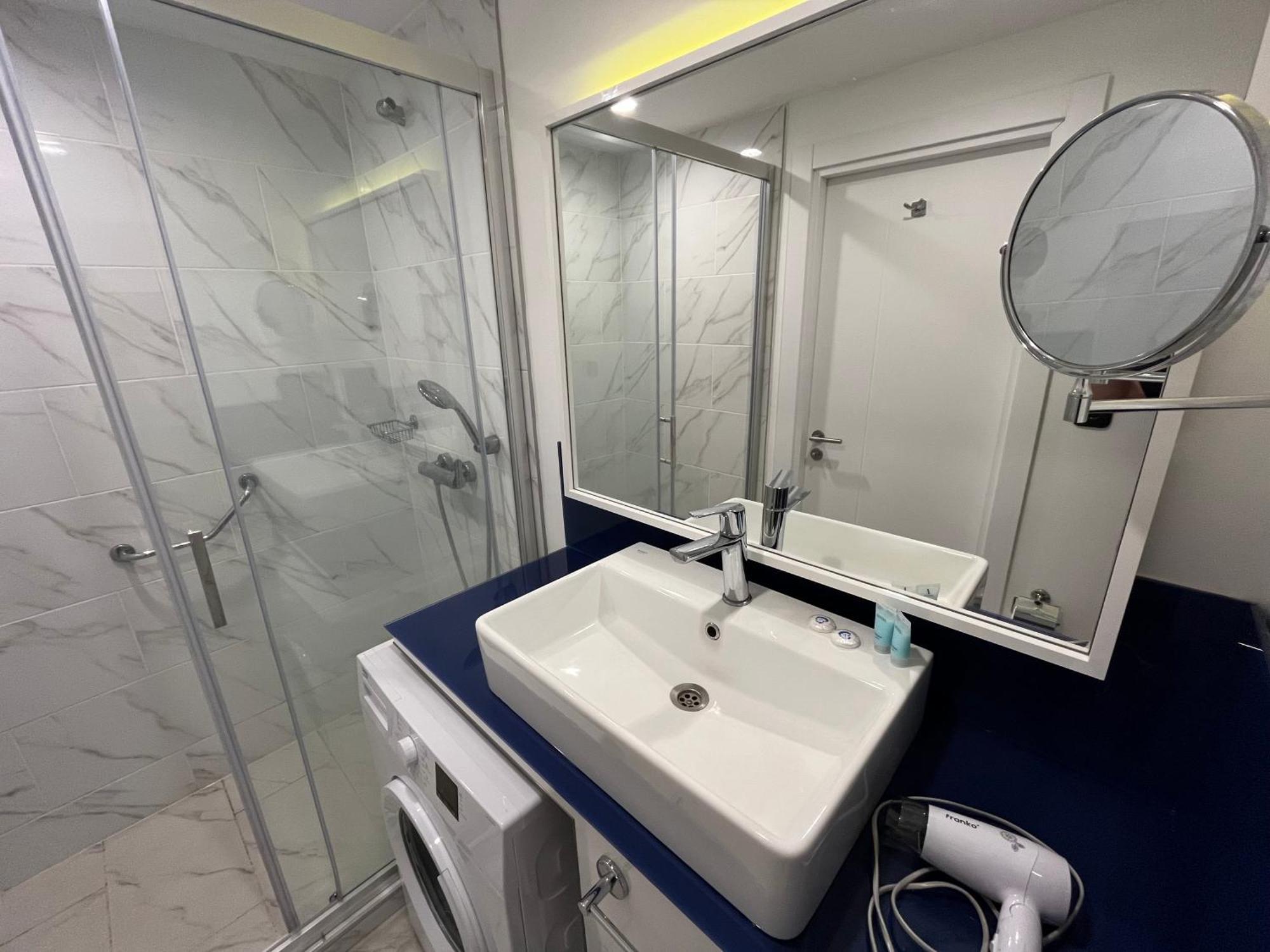 באטומי Orbi City Sun Tower 43 Floor מראה חיצוני תמונה